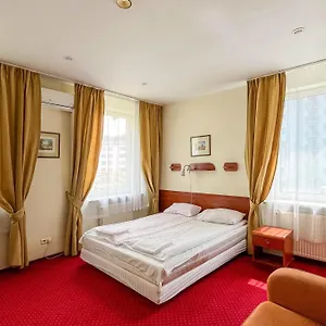Fry House Hostal